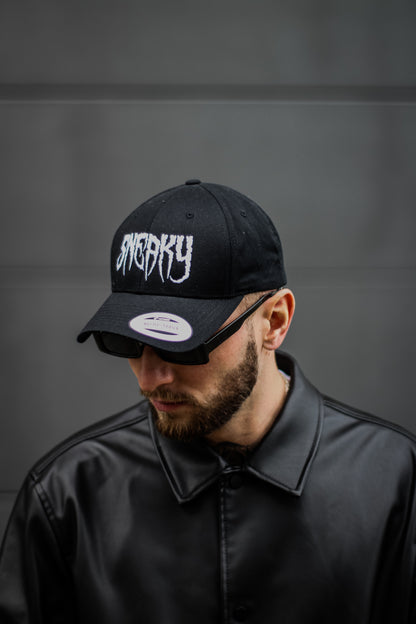 Flexfit Cap – Curved Classic Snapback